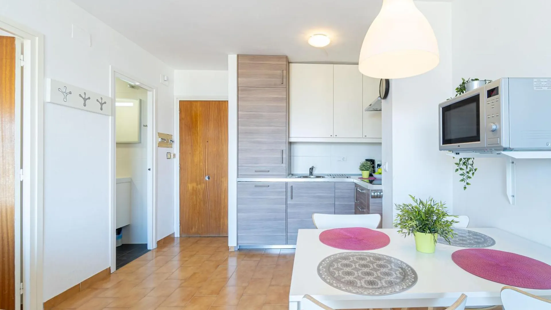 Basic Comfort Apartment Gran Reserva 0103 엠푸리아브라바