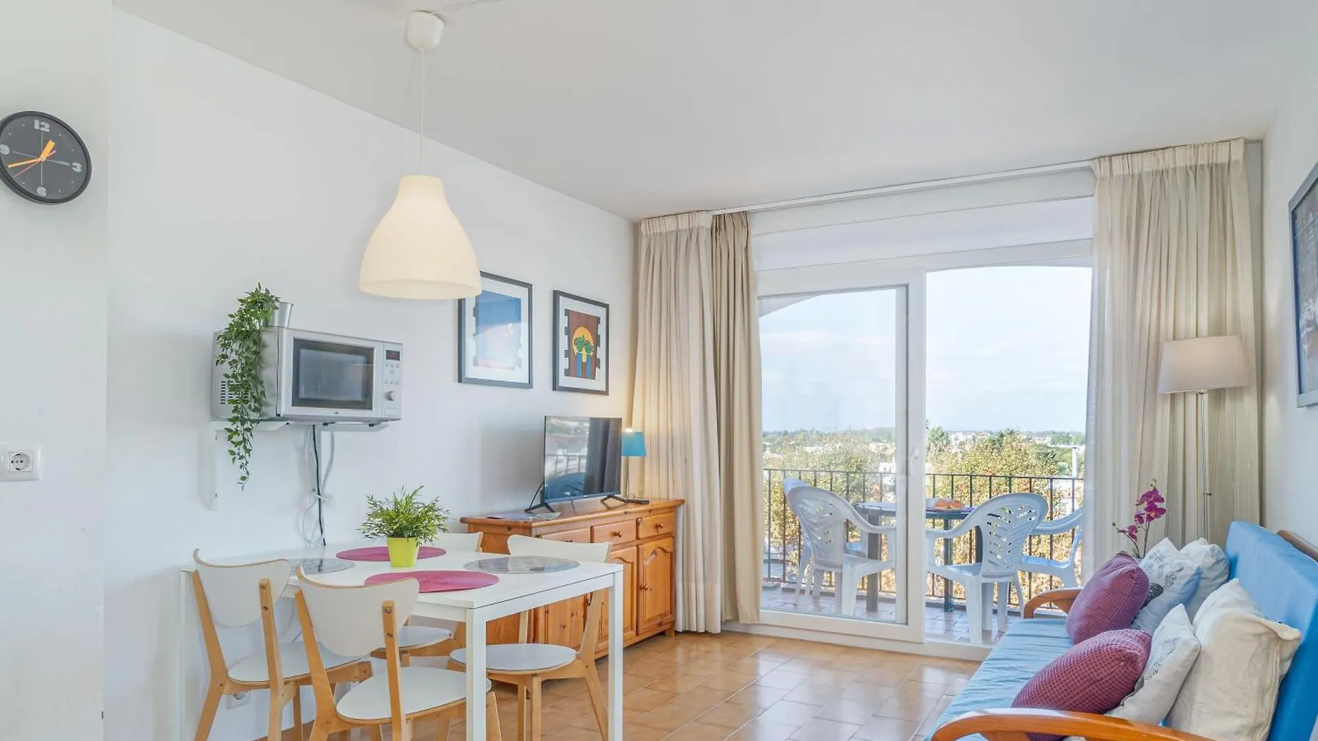 Basic Comfort Apartment Gran Reserva 0103 엠푸리아브라바